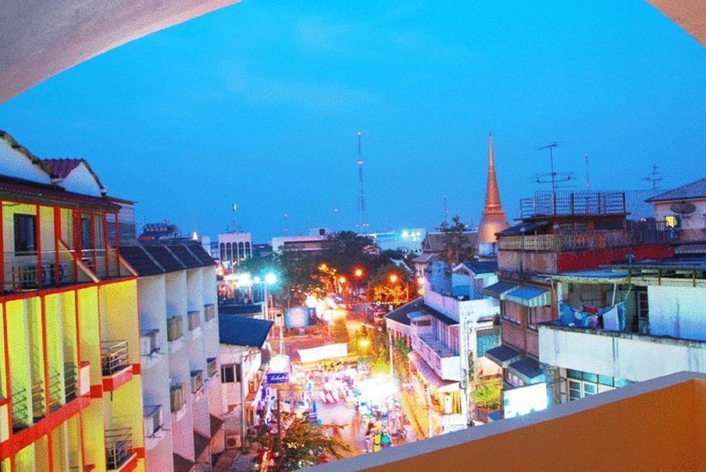 Sakul House Hostel Bangkok Ngoại thất bức ảnh