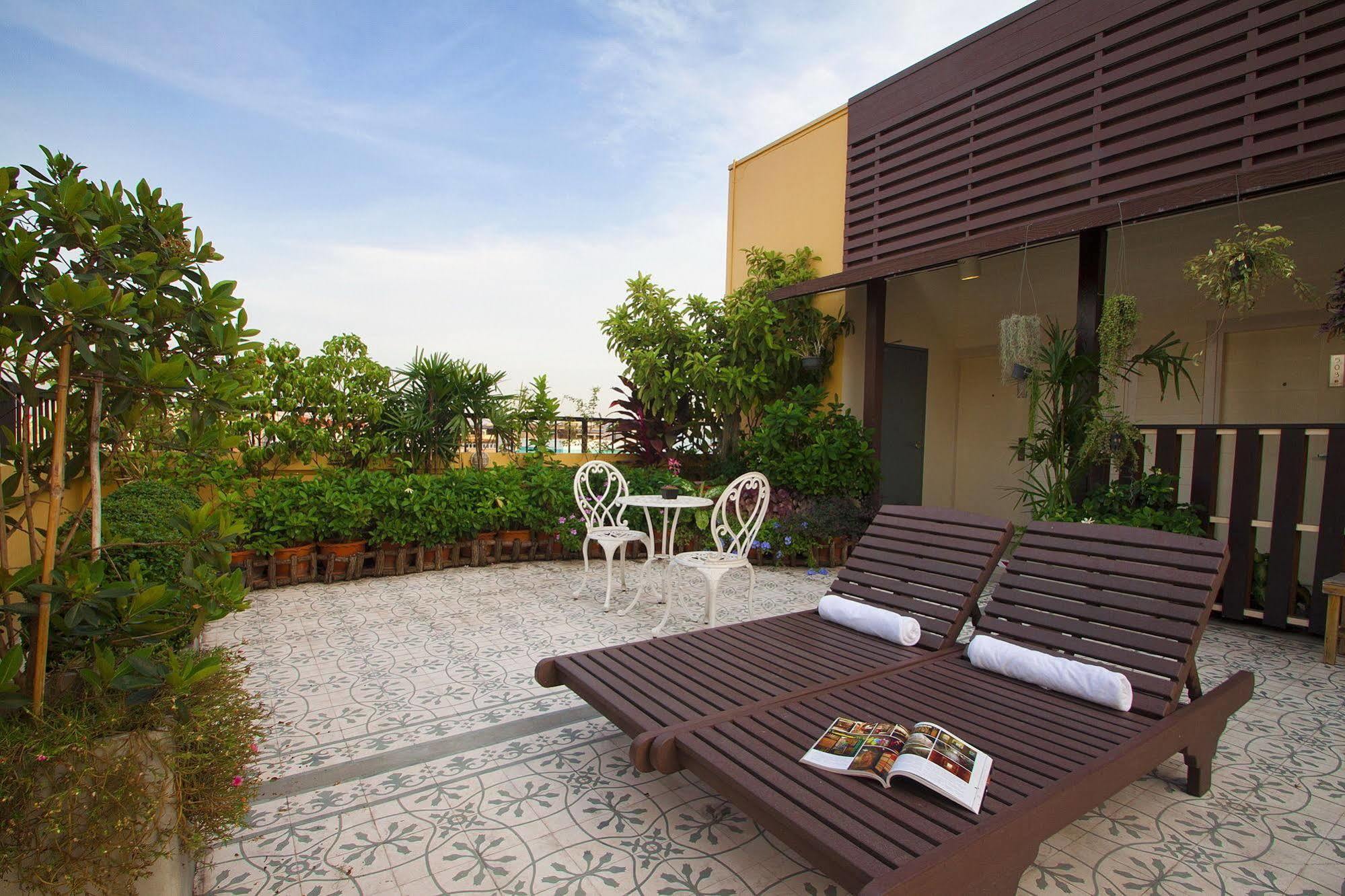 Sakul House Hostel Bangkok Ngoại thất bức ảnh