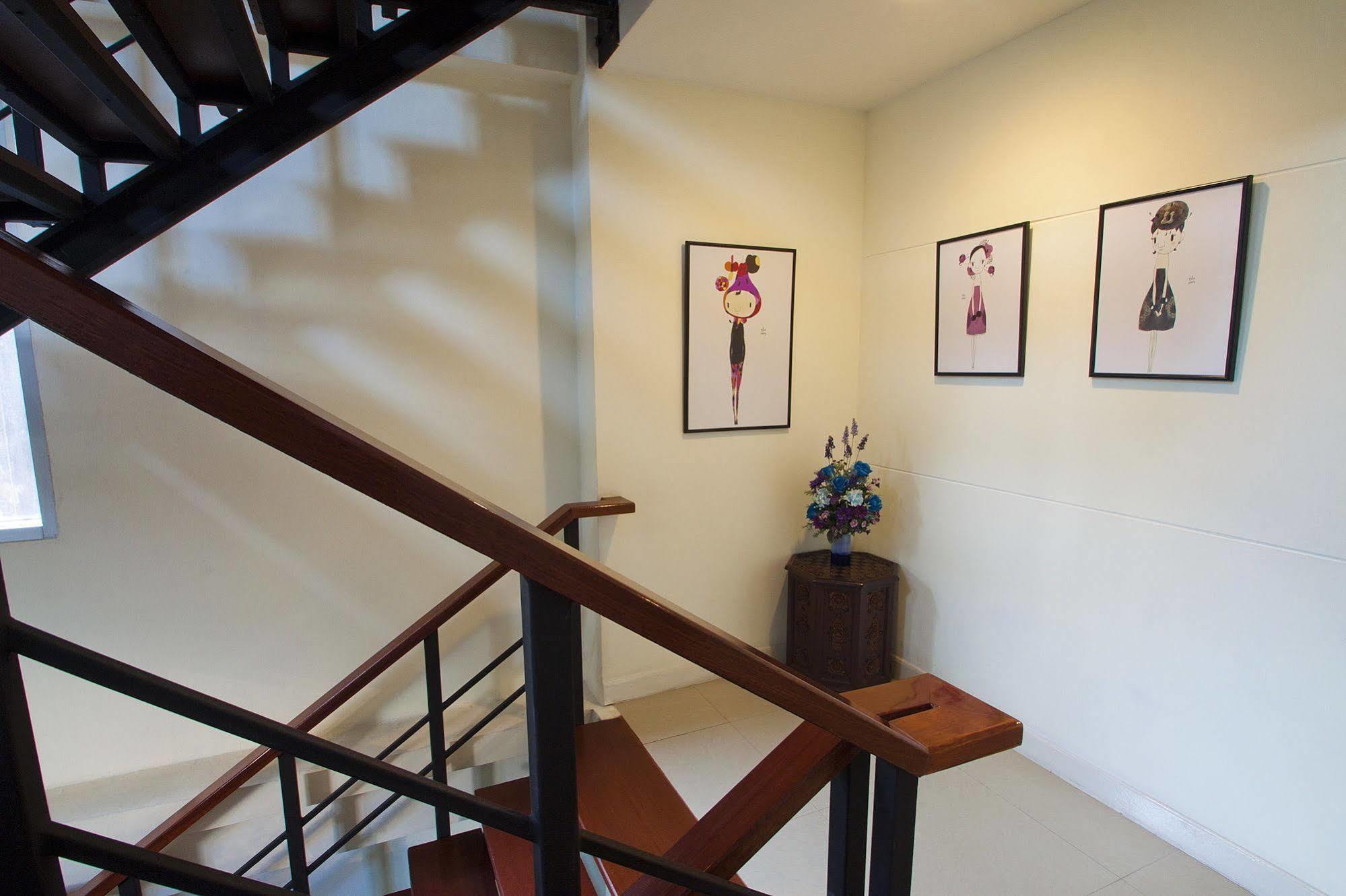 Sakul House Hostel Bangkok Ngoại thất bức ảnh